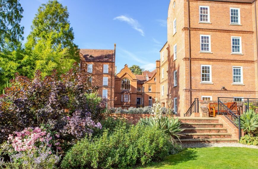 Discovering the Wonders of Larne: Unveiling Toride Line's Delights