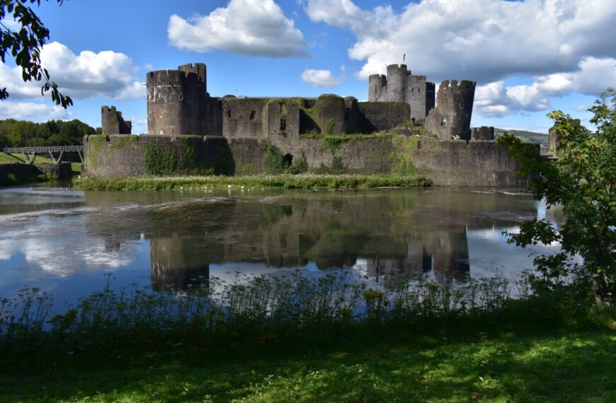 Exploring Caerphilly Castle: A Medieval Marvel in Wales